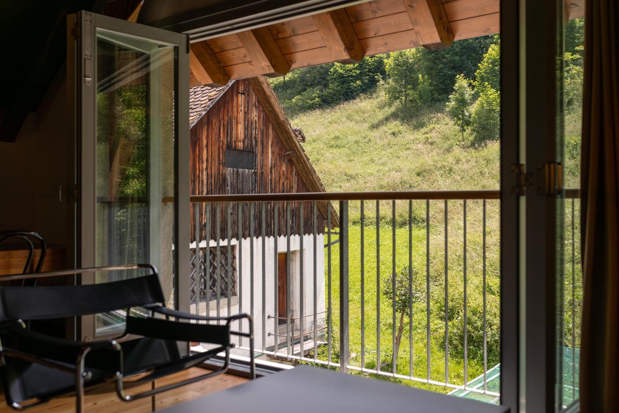 Albergo Diffuso Comeglians エクステリア 写真